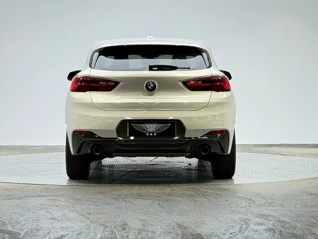 BMW X2 — фото 9