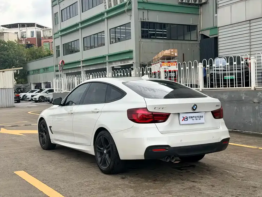 BMW 3 Series GT — фото 9