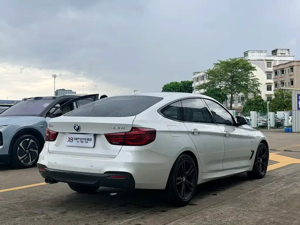 BMW 3 Series GT — фото 7