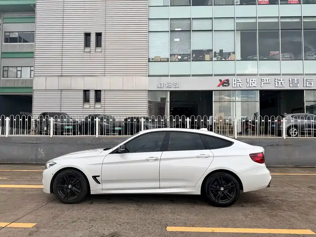 BMW 3 Series GT — фото 6