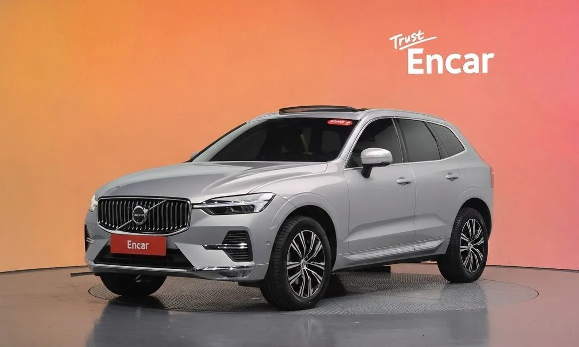 Volvo XC60 — фото 1