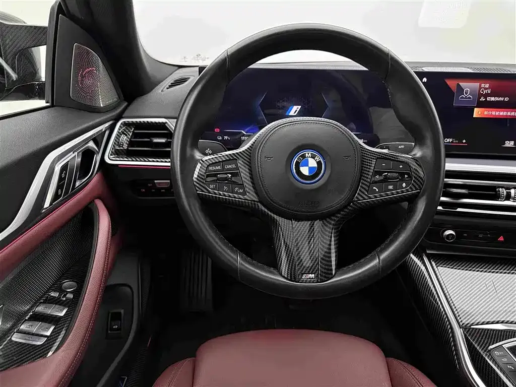 BMW i4 — фото 8