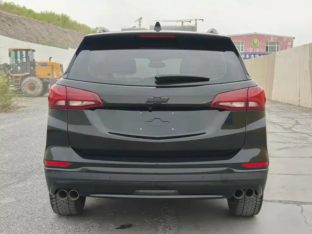 Chevrolet Equinox — фото 10