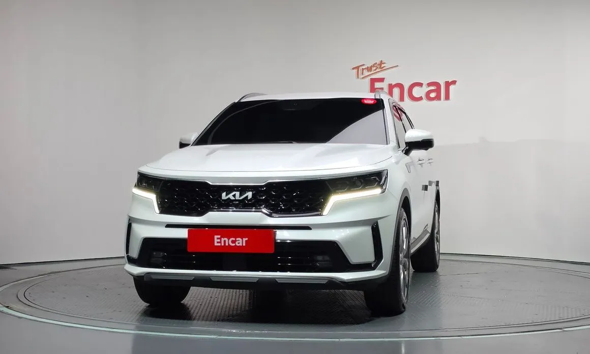 Kia Sorento — фото 6