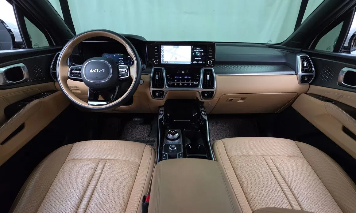 Kia Sorento — фото 9
