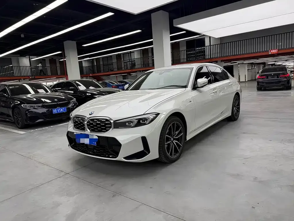 BMW 3 Series — фото 1