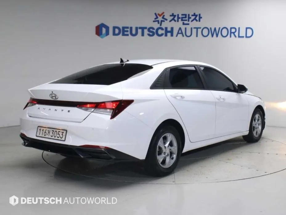 Hyundai AVANTE — фото 3