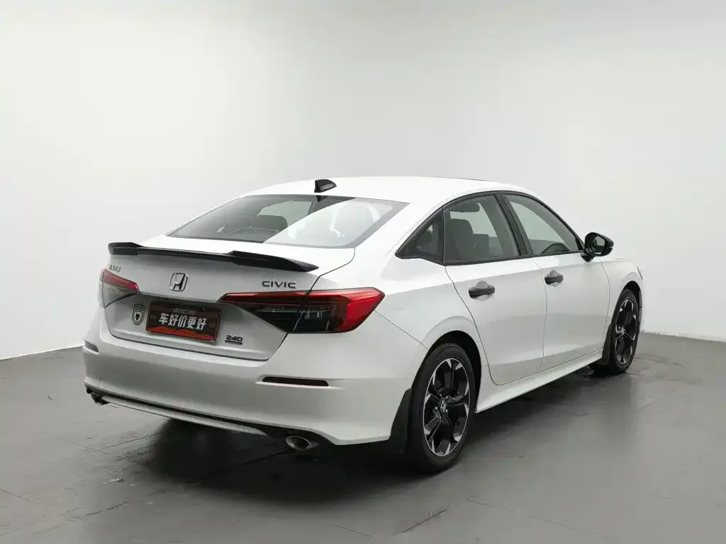 Honda Civic — фото 4
