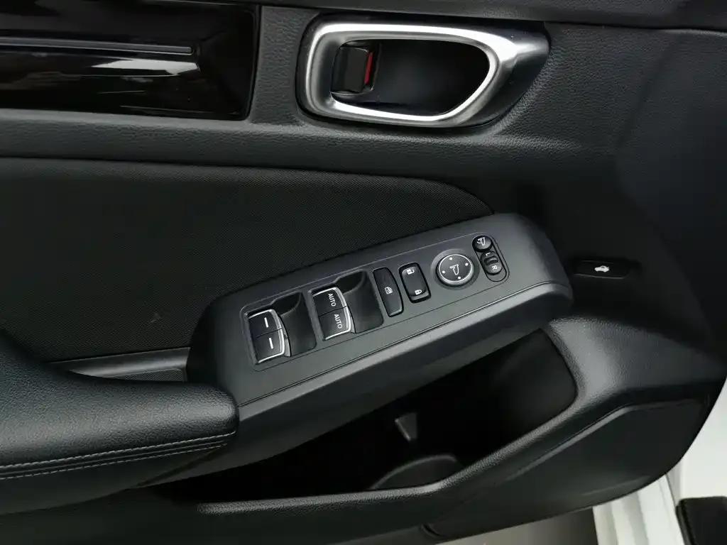 Honda Civic — фото 7