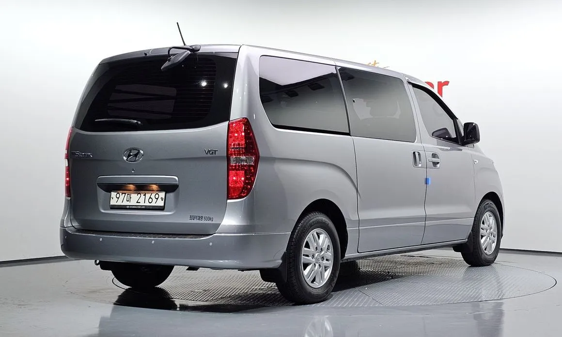 Hyundai Starex — фото 9