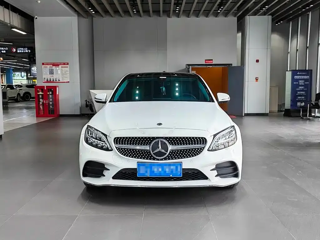 Mercedes-Benz C-Class — фото 4