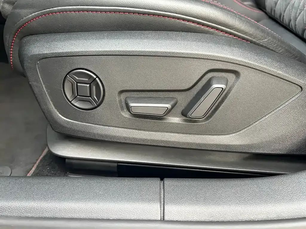 Audi A3 — фото 9