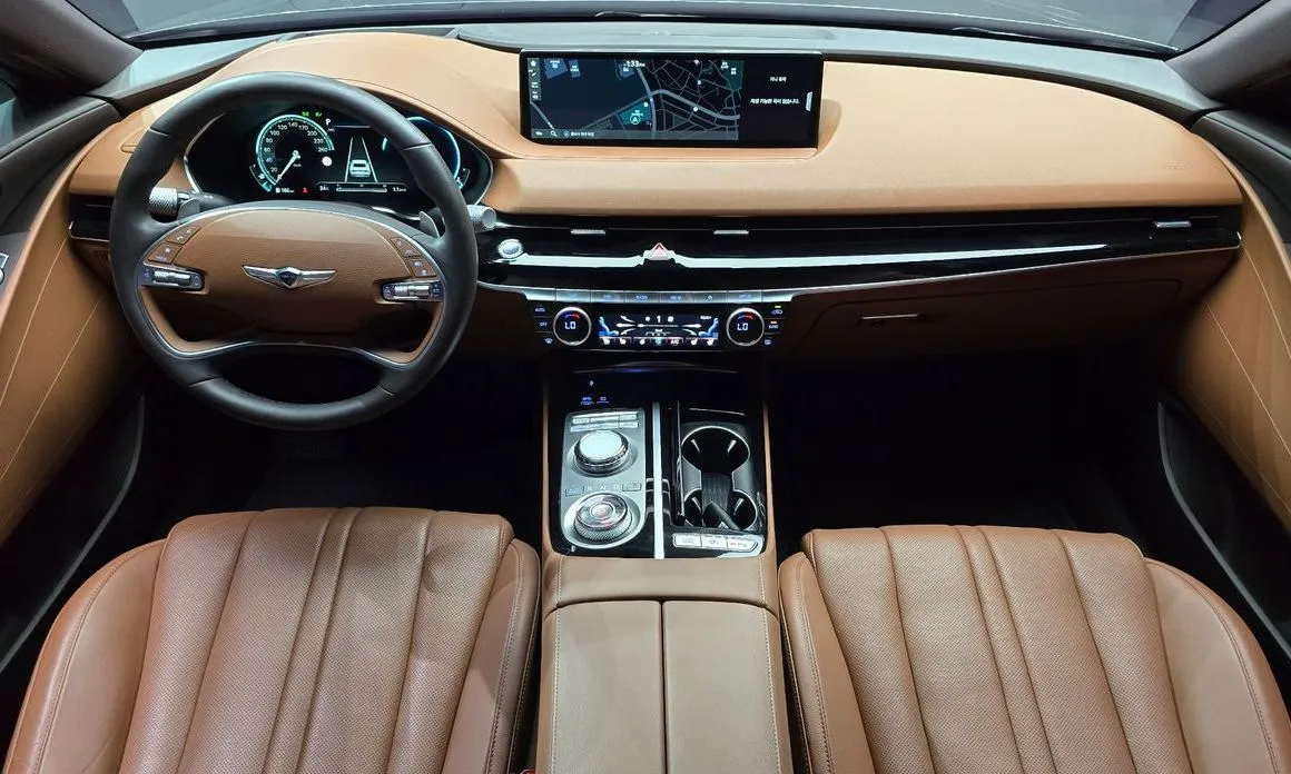 Genesis G80 — фото 10
