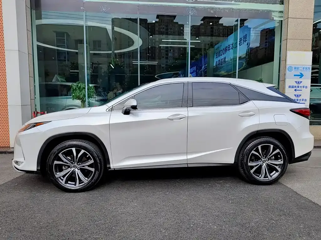Lexus RX — фото 9