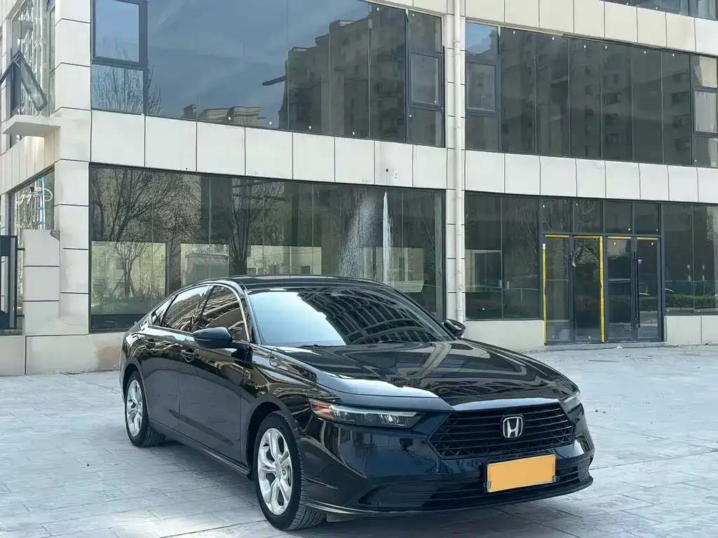 Honda Accord — фото 3