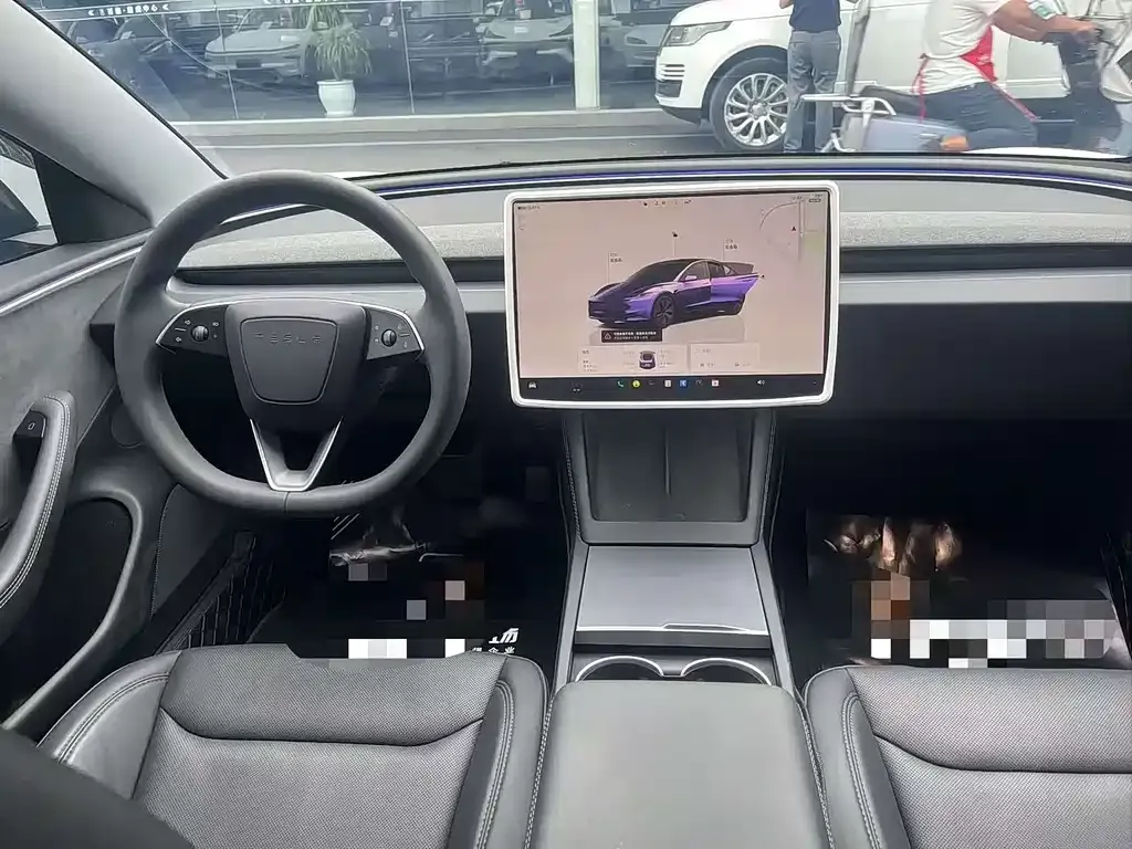 Tesla Model 3 — фото 3