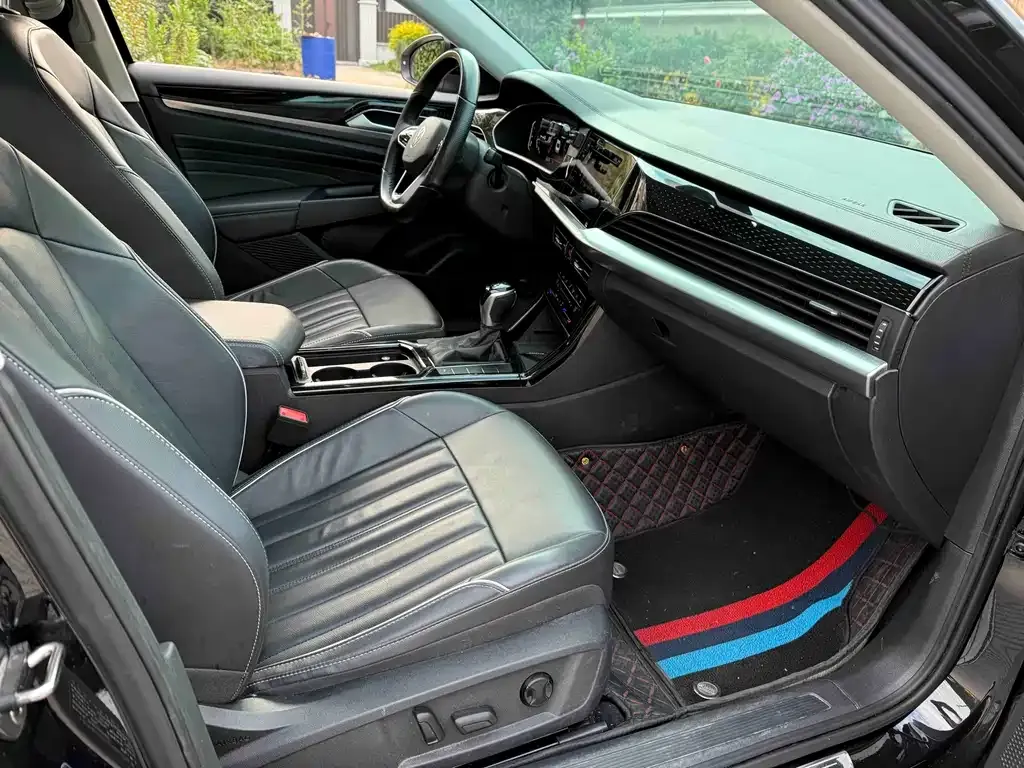 Volkswagen Passat — фото 4