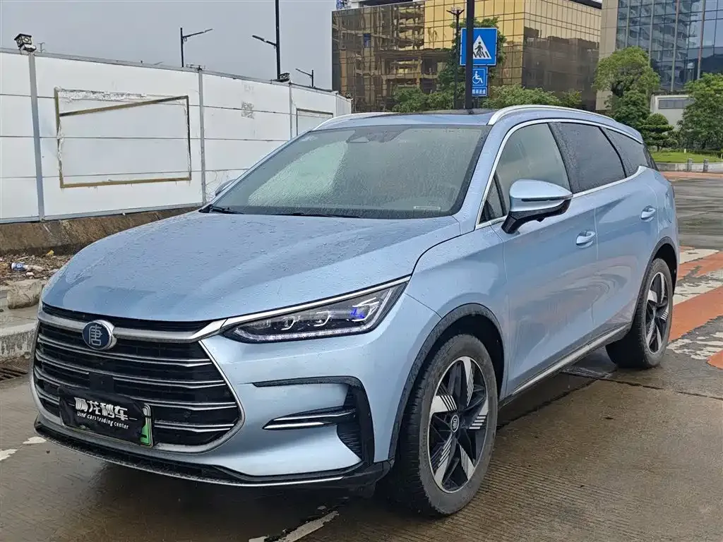 BYD Tang New Energy — фото 1