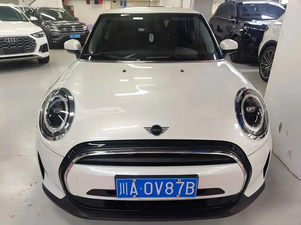 MINI Cooper (3-door) — фото 1