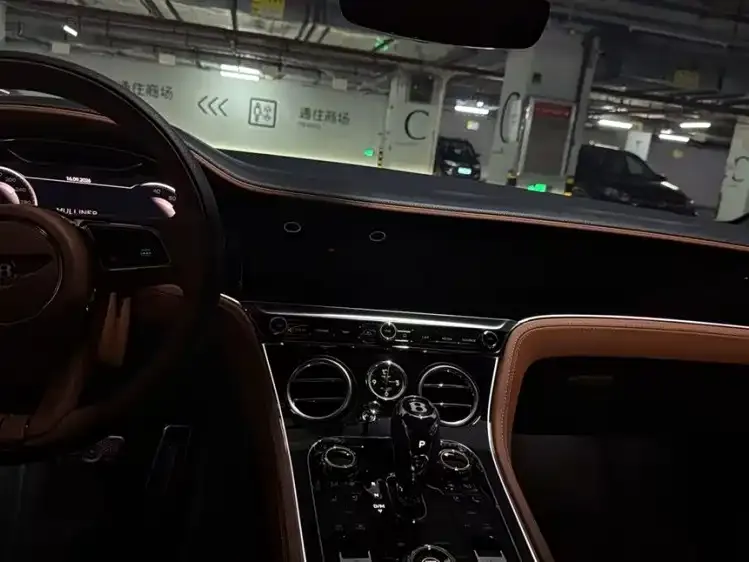 Bentley Continental — фото 2