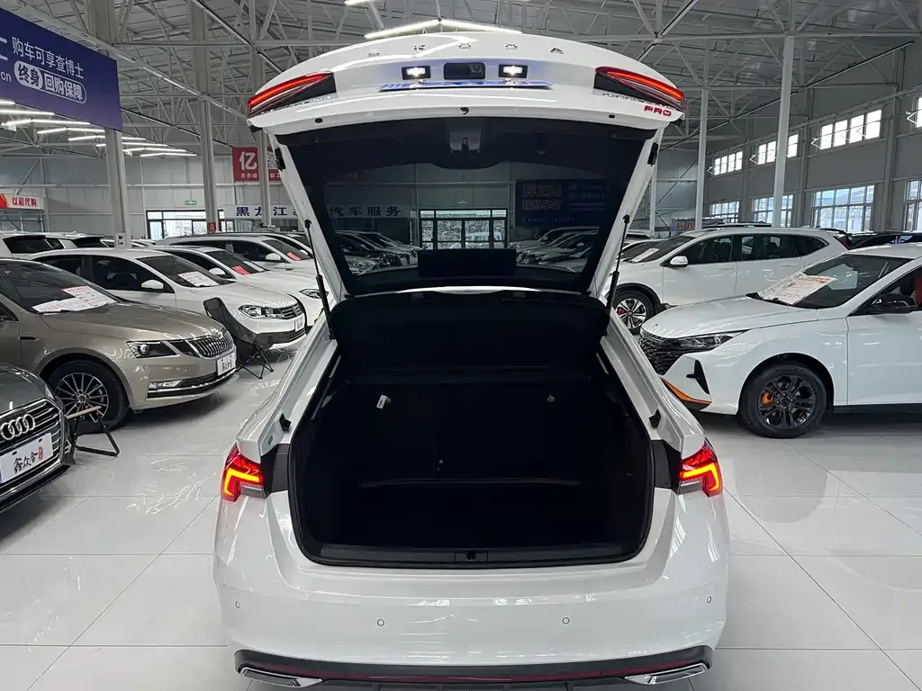Skoda Octavia — фото 6