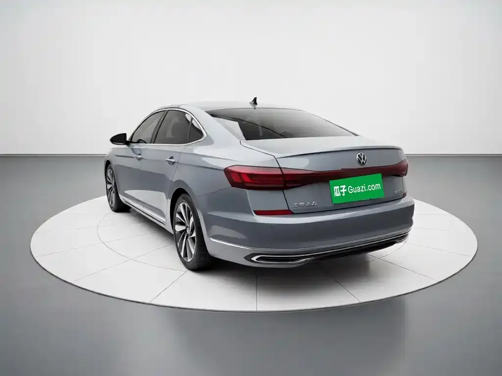 Volkswagen Passat — фото 4