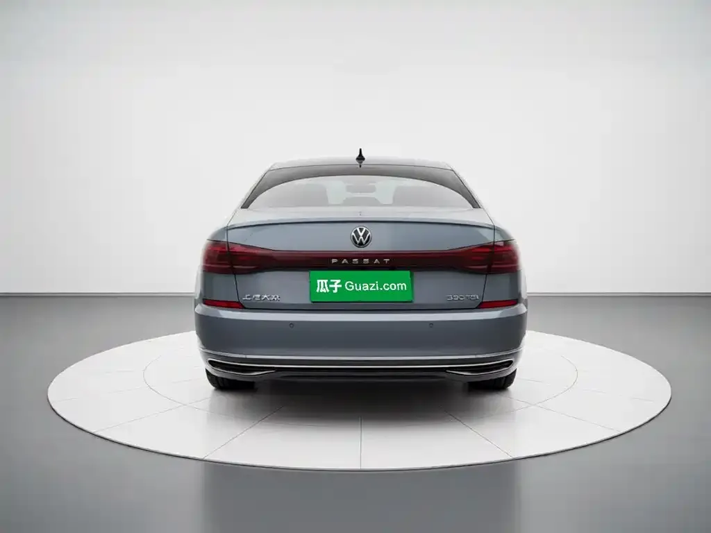 Volkswagen Passat — фото 7