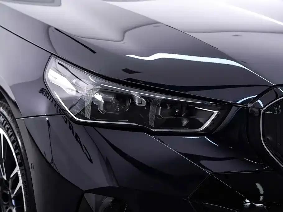 BMW 5 Series — фото 3