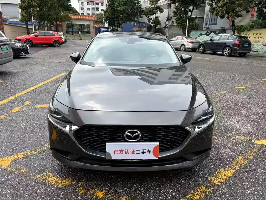 Mazda 3 Axela — фото 4