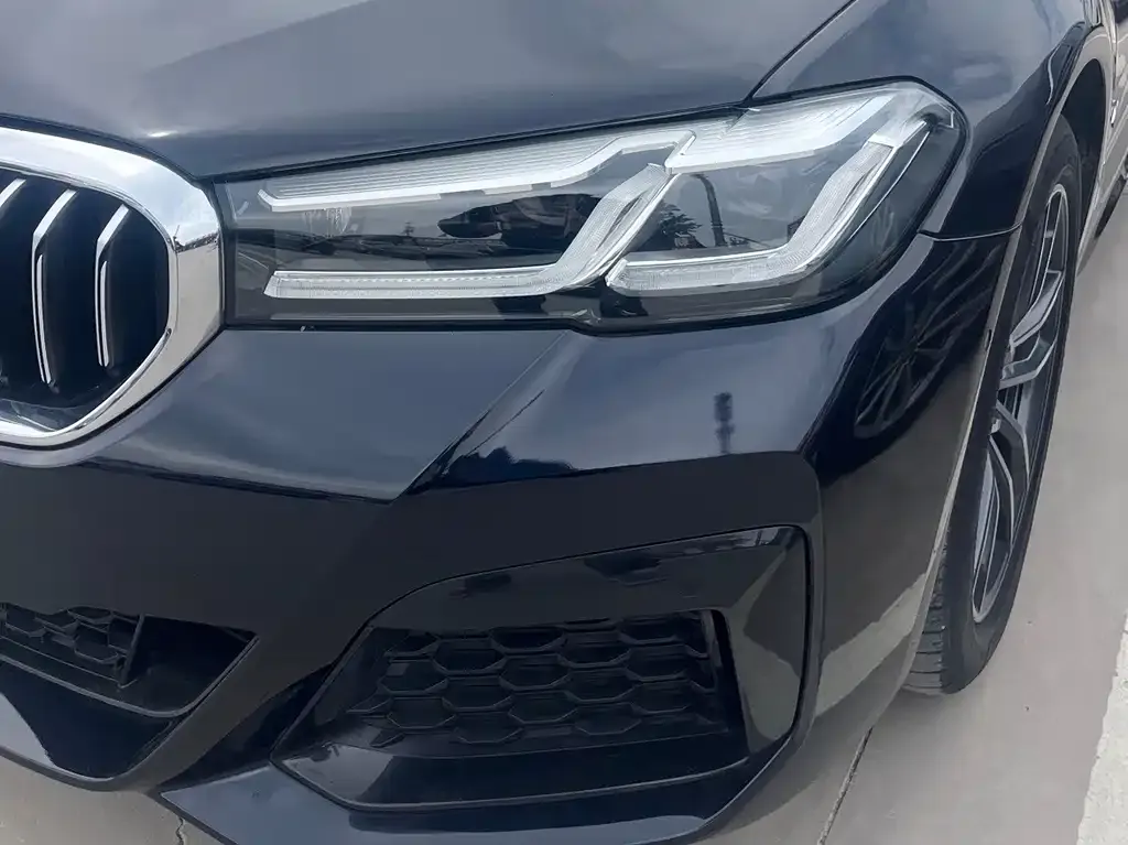 BMW 5 Series New Energy — фото 7