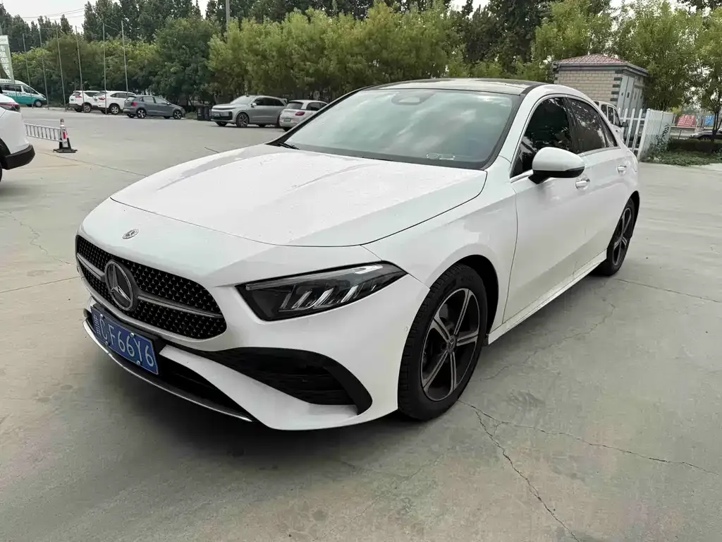 Mercedes-Benz A-Class — фото 1