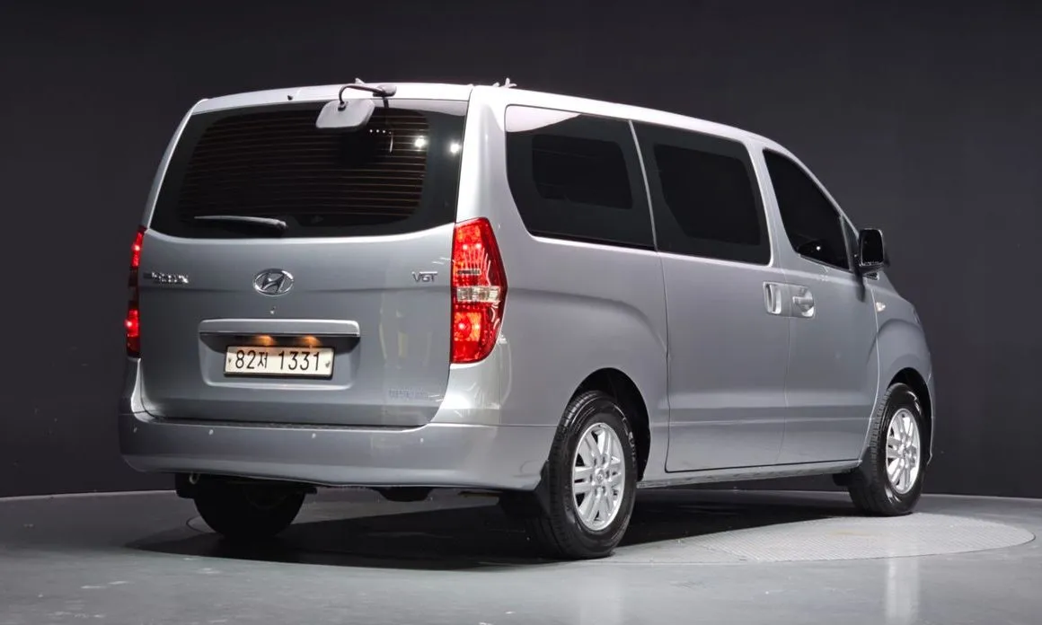 Hyundai Starex — фото 4