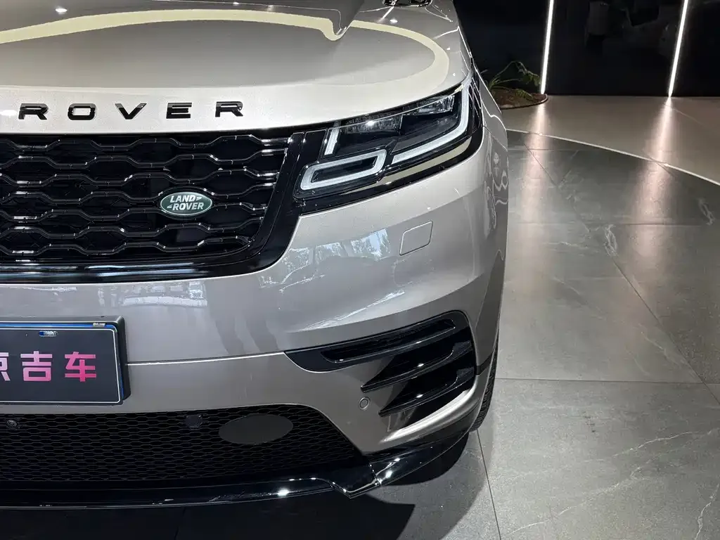 Land Rover Velar — фото 10