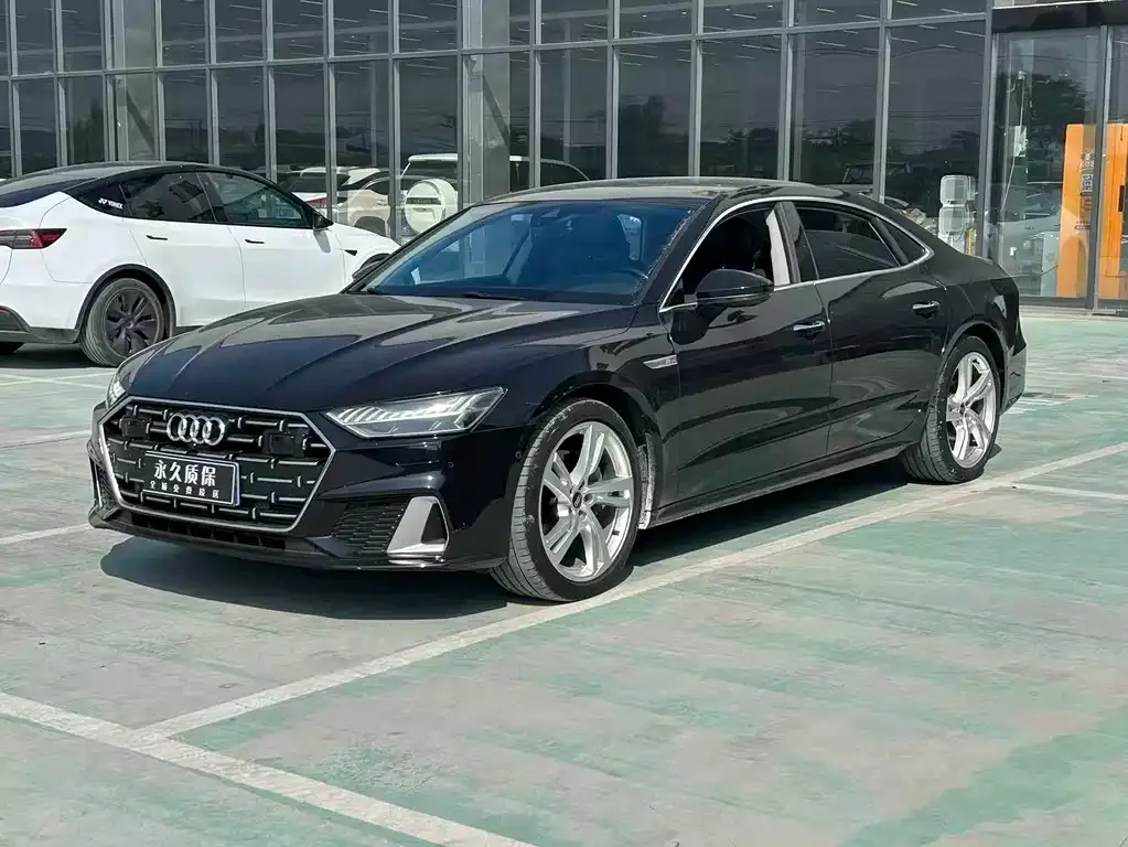 Audi A7L — фото 2