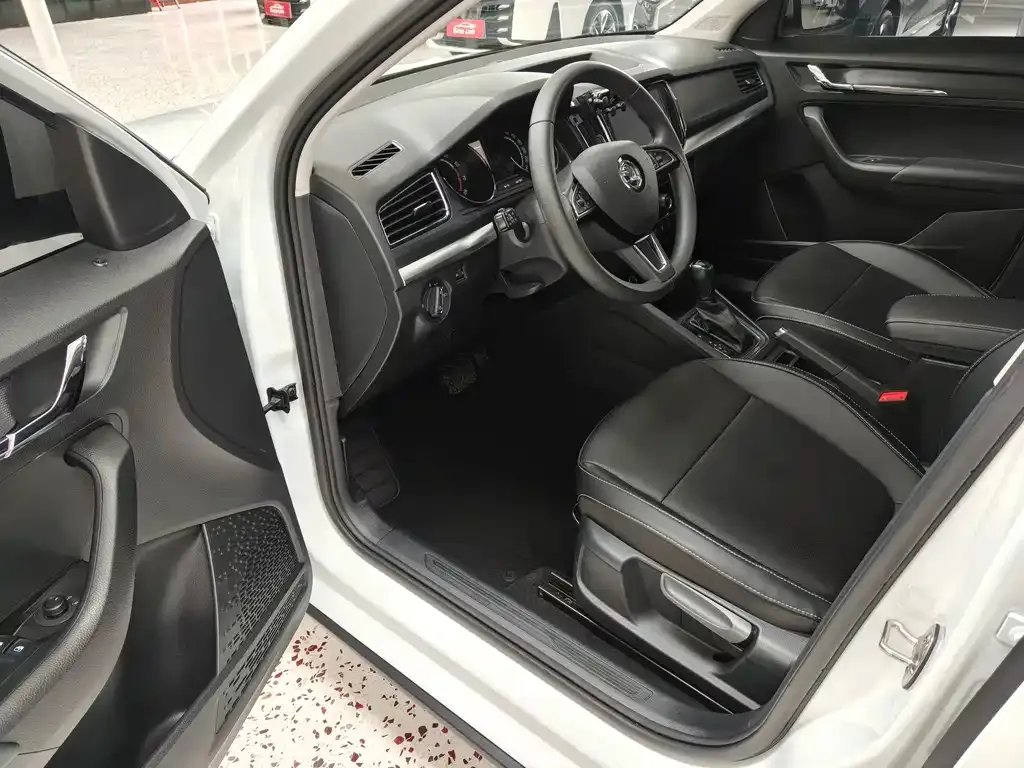 Skoda Kamiq — фото 2