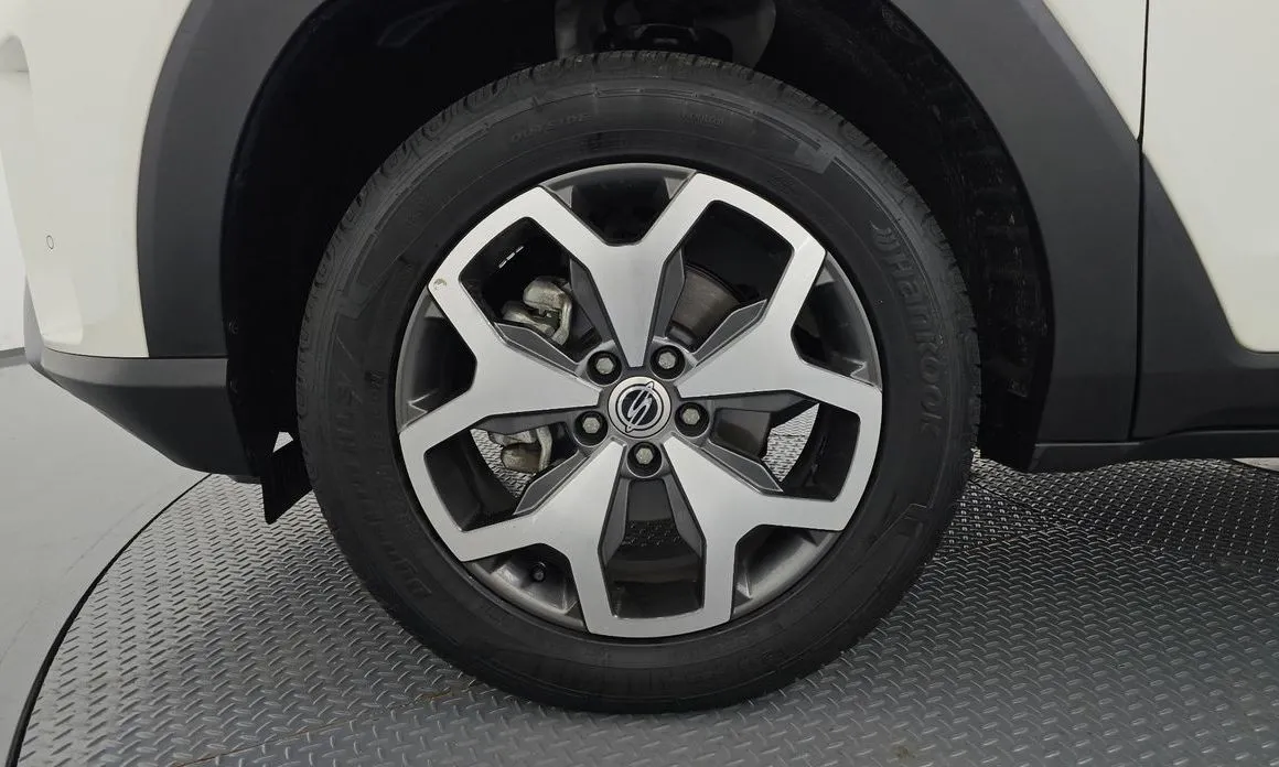 KG Mobility (Ssangyong) Torres — фото 8