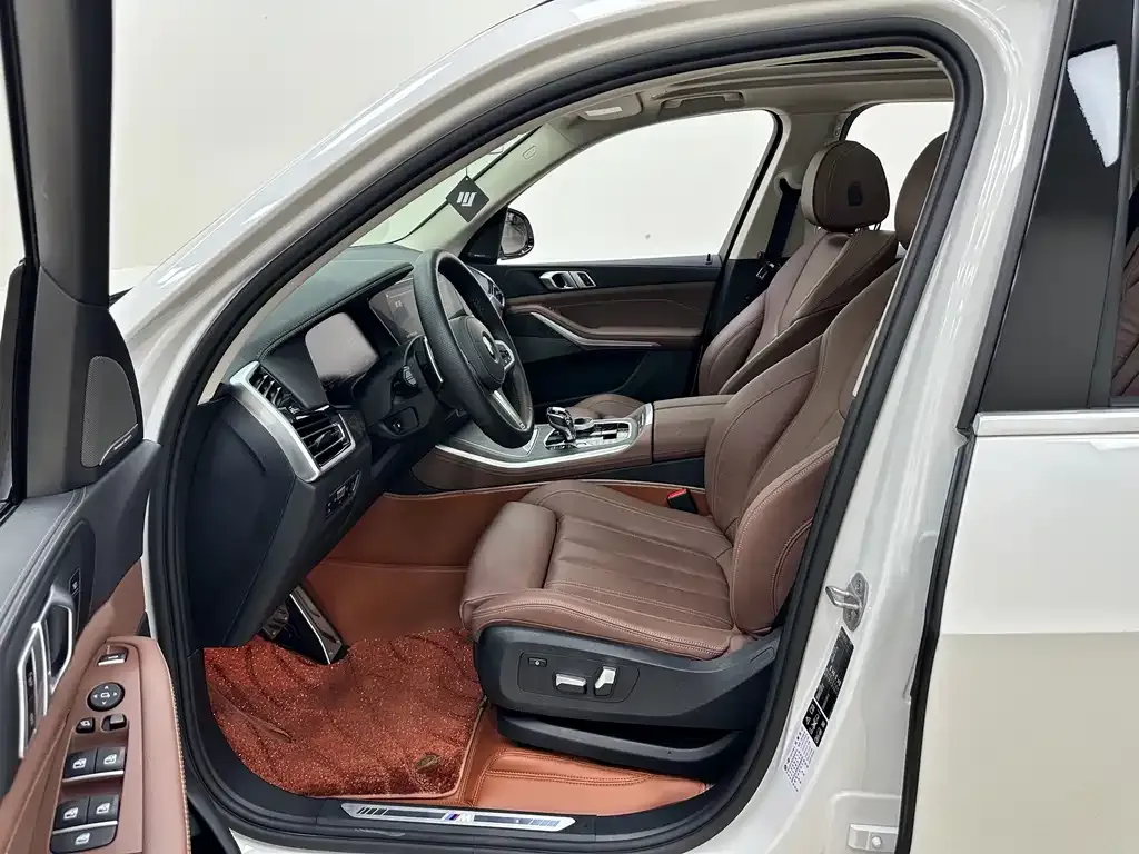 BMW X5 (Import) — фото 2