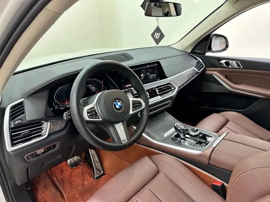 BMW X5 (Import) — фото 10