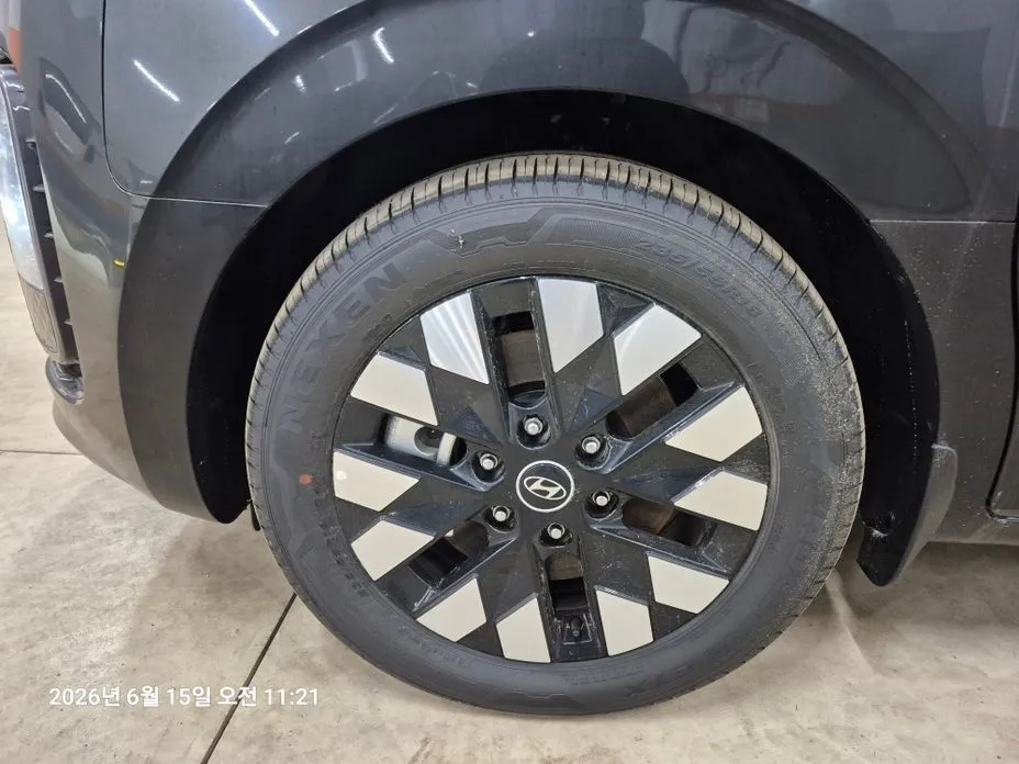 Hyundai Staria — фото 10
