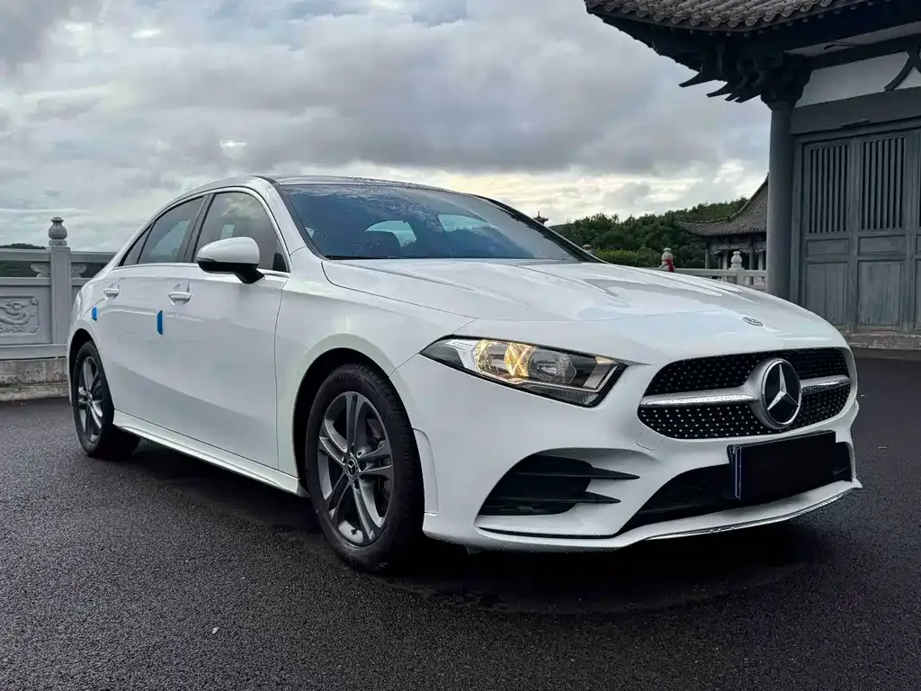 Mercedes-Benz A-Class — фото 4