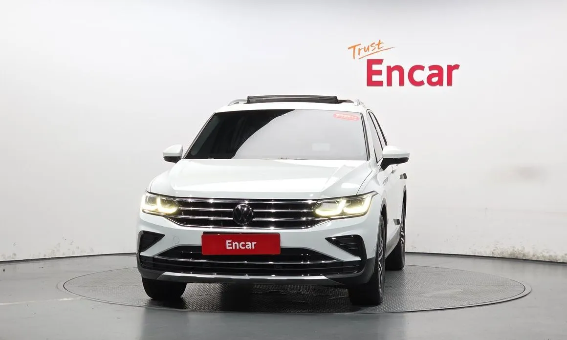 Volkswagen Tiguan — фото 8