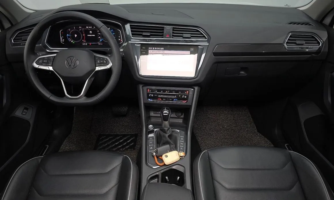 Volkswagen Tiguan — фото 5