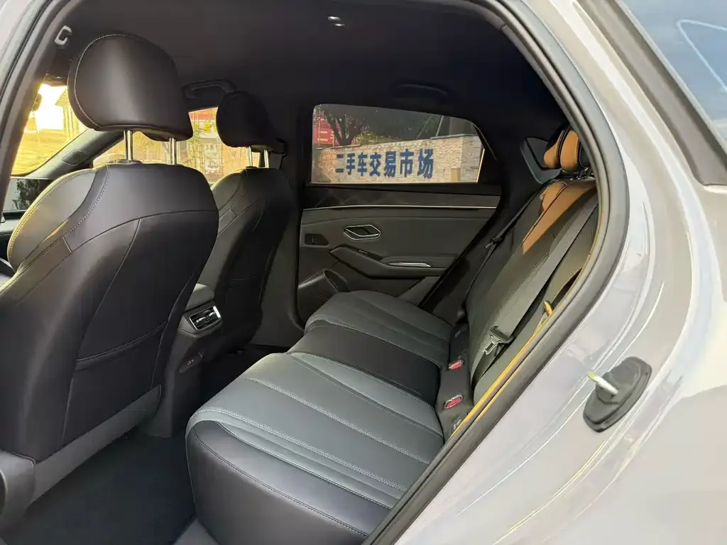 BYD Qin L — фото 6