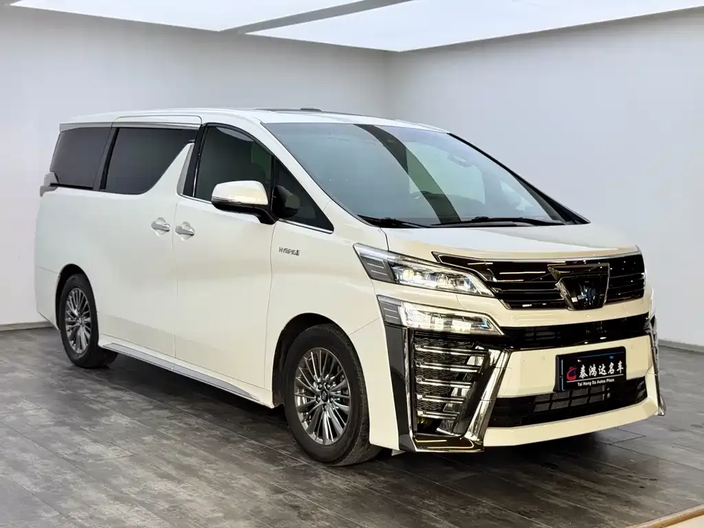Toyota Vellfire — фото 9