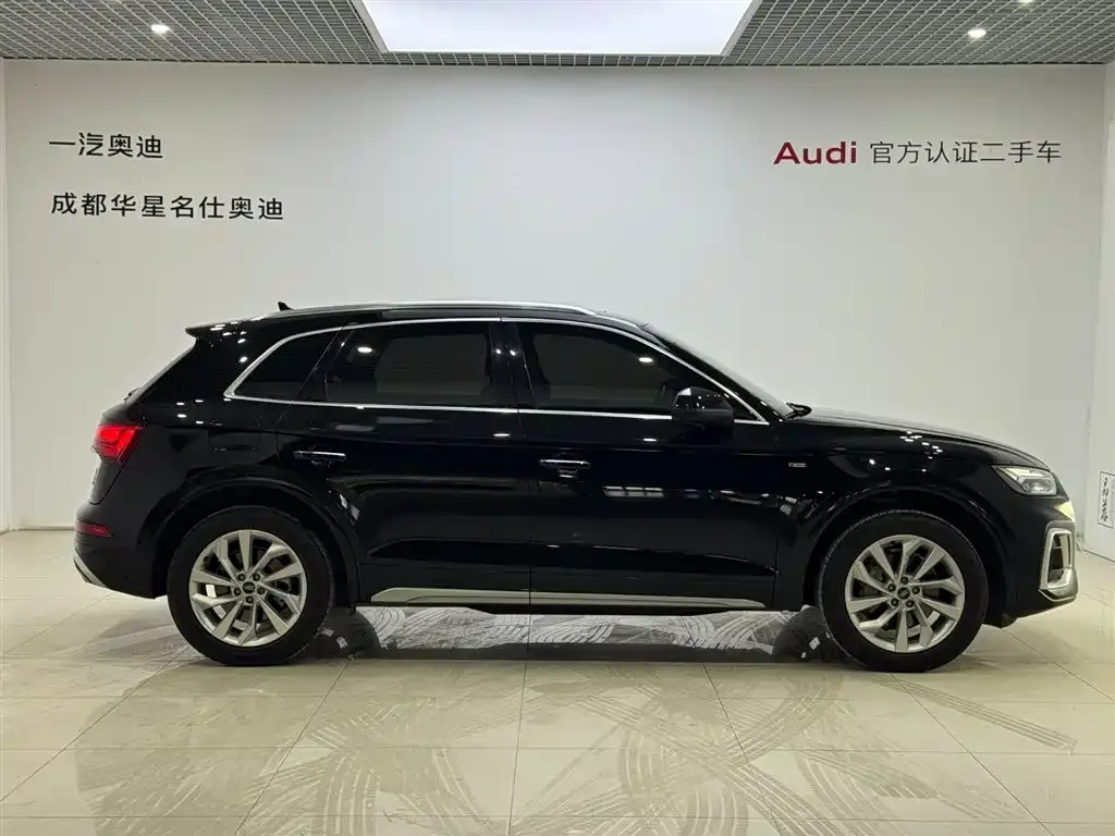 Audi Q5L — фото 3