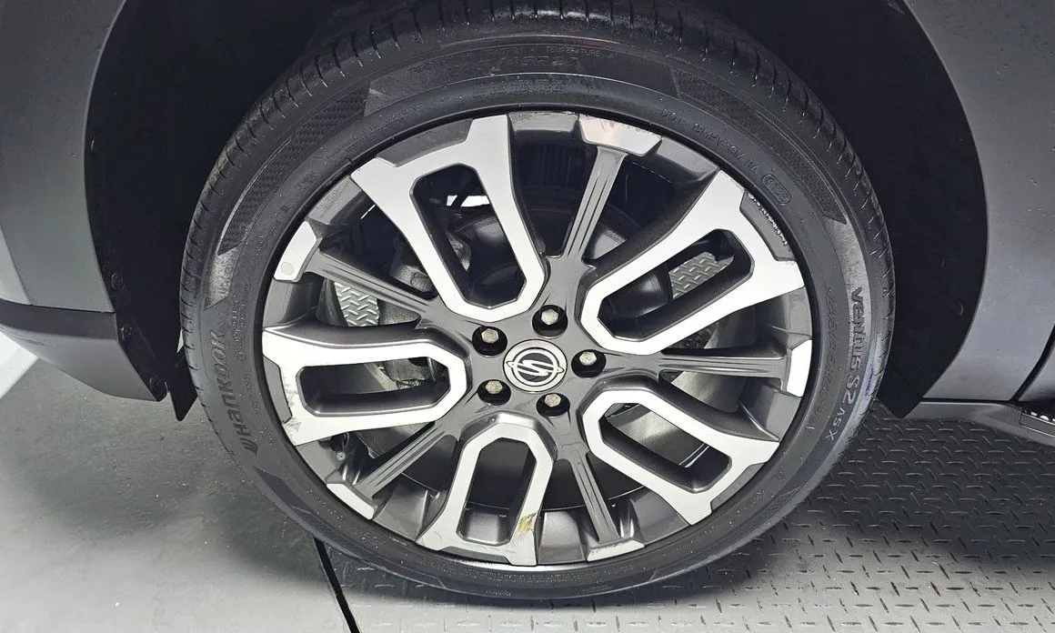 KG Mobility (Ssangyong) Torres — фото 10