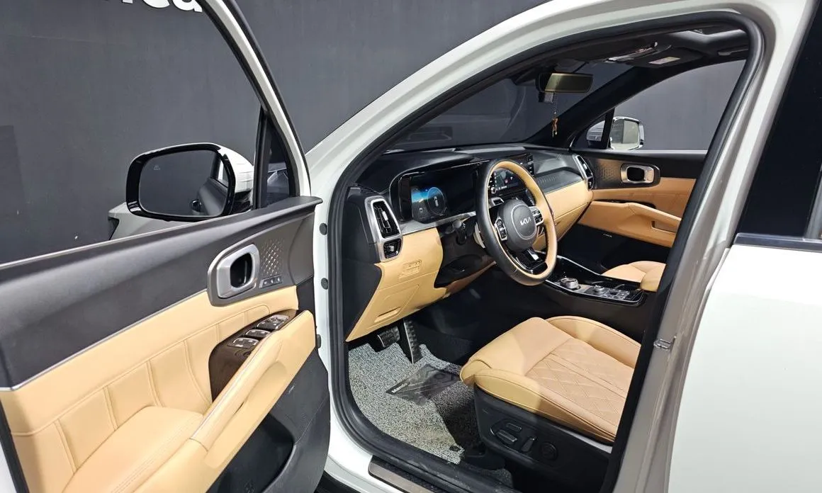 Kia Sorento — фото 5