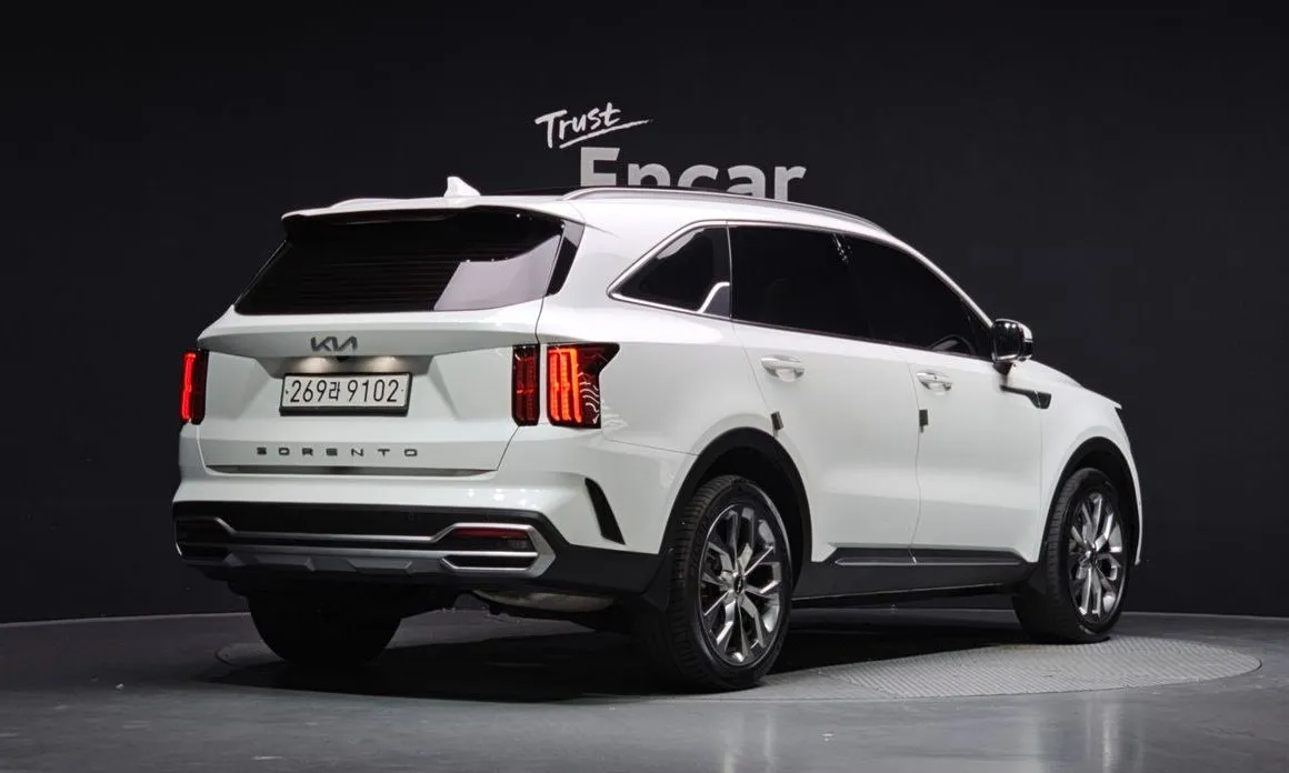 Kia Sorento — фото 10