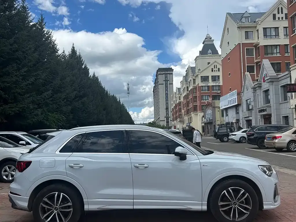 Audi Q3 — фото 2