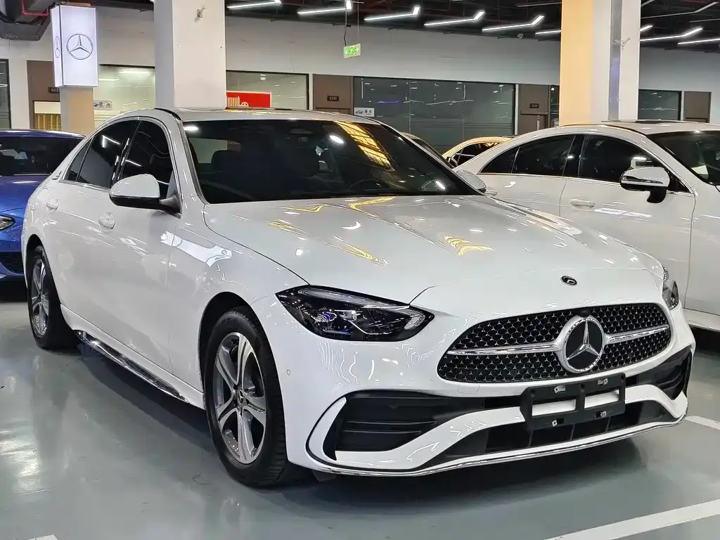 Mercedes-Benz C-Class — фото 10